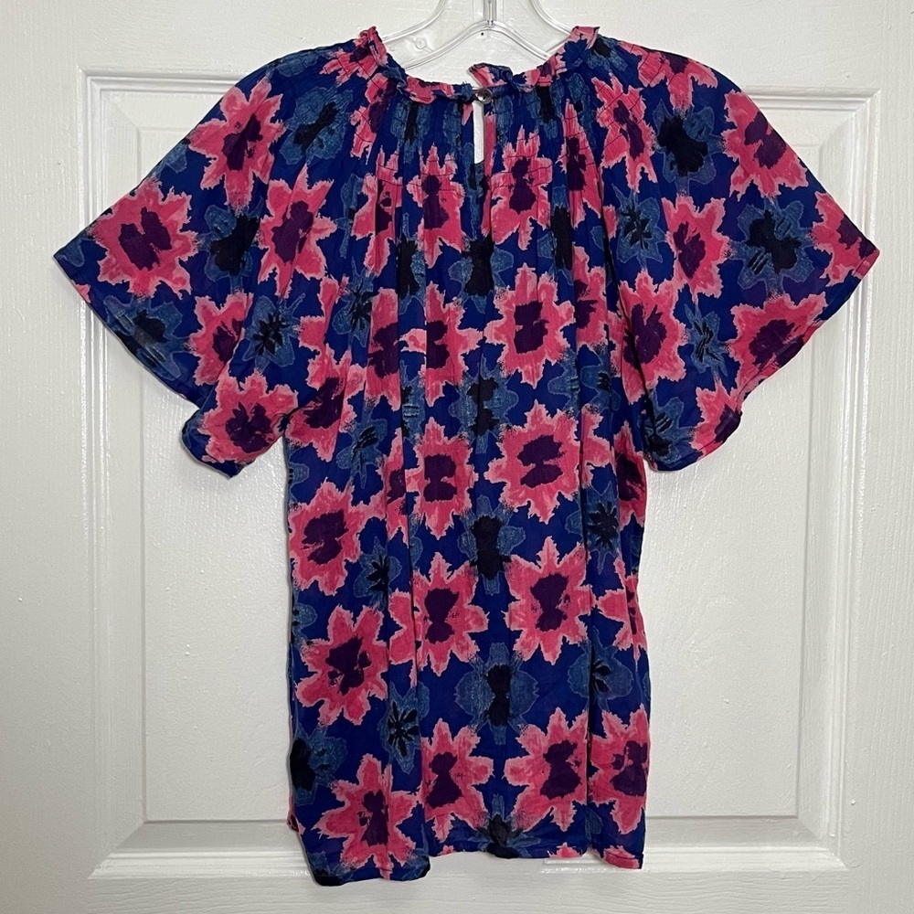 BANJANAN Blue and Pink Floral Motif Floral Dahlia Top | size XSmall - Picture 6 of 6